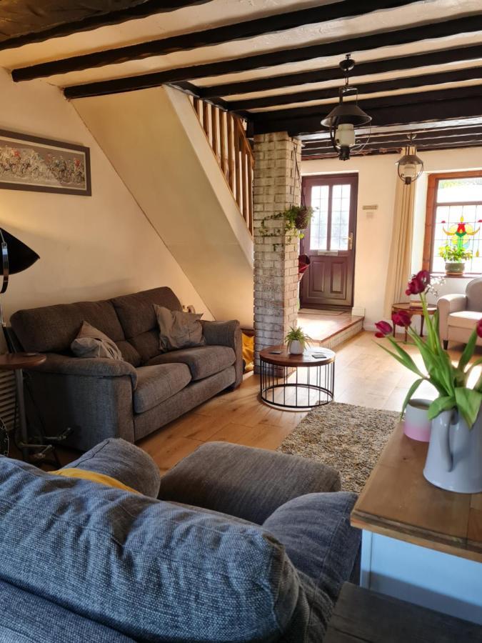 Old Road Cottage Pet Friendly Outdoors Beaches Neath Ngoại thất bức ảnh